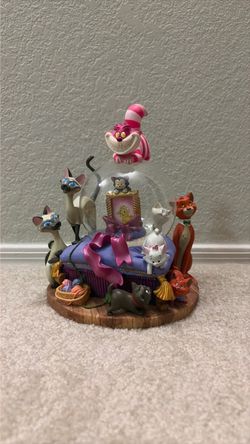 Disney cats large snow globe
