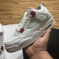 JORDAN RETRO 4 RED METALLIC 