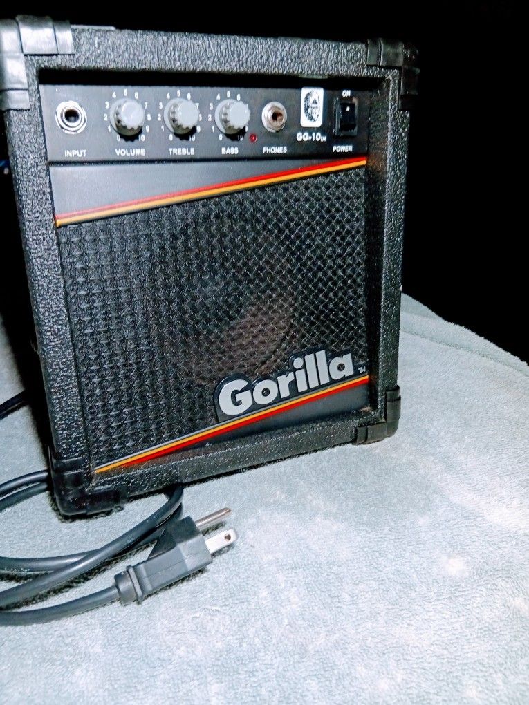 Vintage Original Gorilla GG-10 Portable Mini Practice Amp Amplifier 1980s