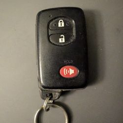 Toyota OEM Key Fob Keyless Door Entry Vehicle Security Alarm Remote