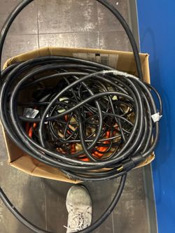 Heavy-Duty Extension Cords – Multiple Lengths – Lot