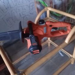 Black & Decker Electric Chainsaw