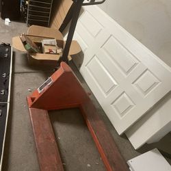 Pallet Jack 