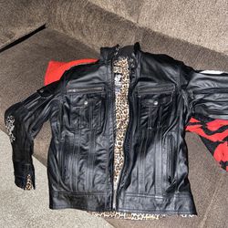 Female Motorcycle Jacket . Leather. 
