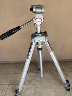 VINTAGE Velbon VG-3C Tripod Professional Aluminum About 5 Feet Tall