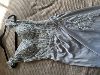 Cinderella Divine Dress Size Small for Sale in Riverside County, CA - OfferUp Cinderella Divine Dress Size Small for Sale in Riverside County, CA - OfferUp