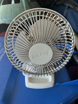 Personal desk fan or your garage work bench