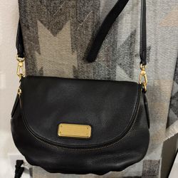 Marc Jacobs Black leather Purse Shoulder Strap 2 Compartments