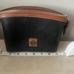 Dooney Bourke 