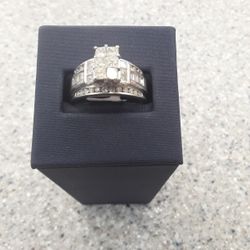 Ladies 14kt White Gold Engagement Ring 