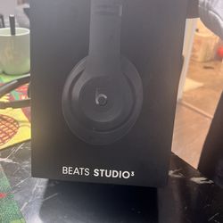 Beats Studio Pros 