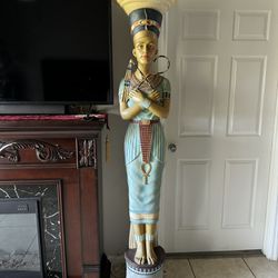 Queen Nefertiti Sculptural Floor Lamp