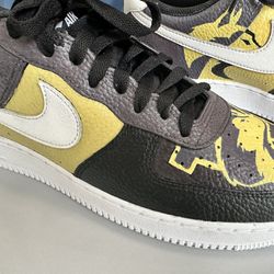 Custom Painted Nike AF1 (Huskies)