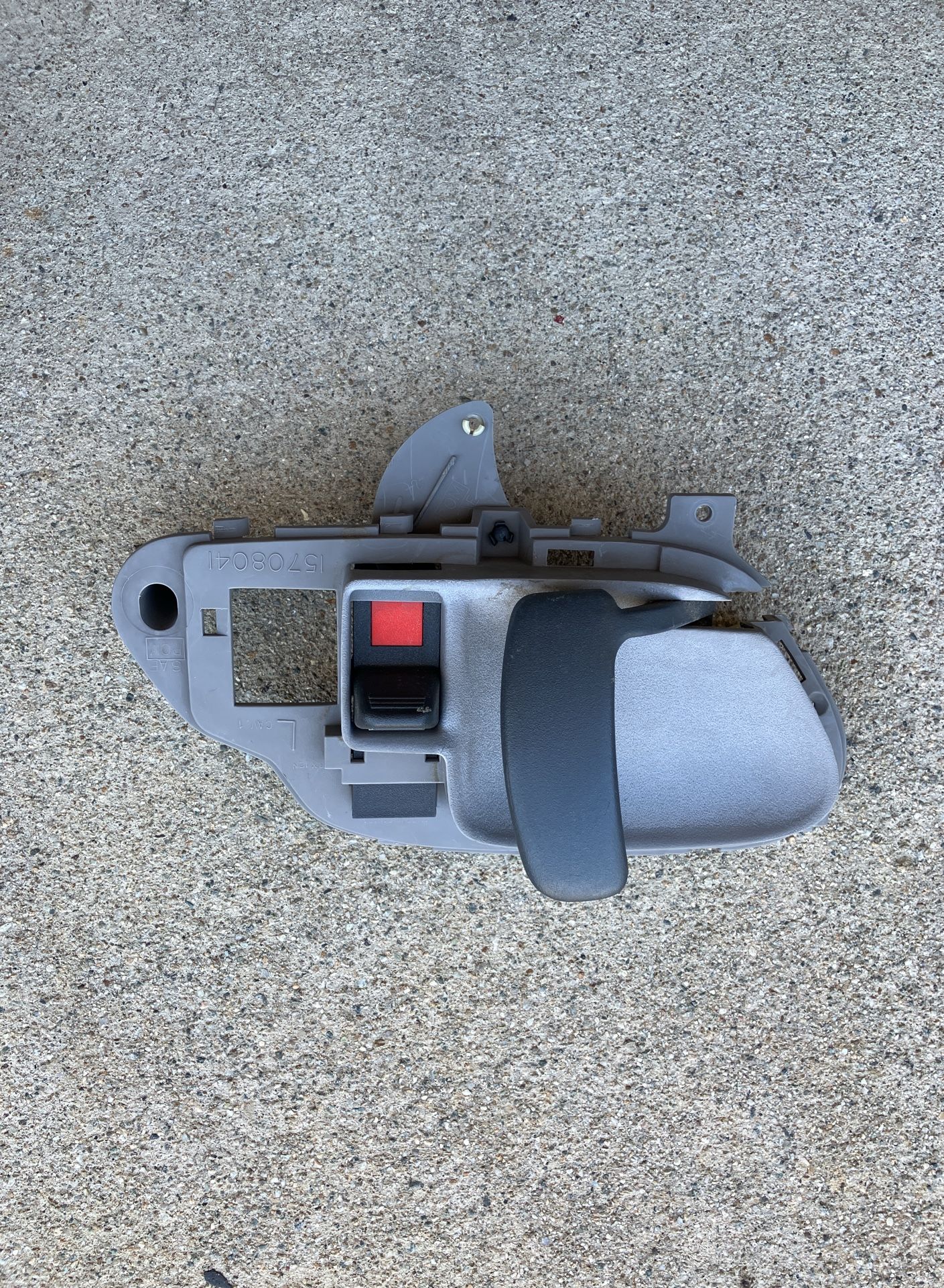 Chevy/ GMC Truck Door Handle Part (95-98)