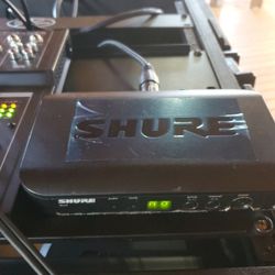 SHURE BLX1 H9 And Blx4 H9 - Lapel And Transmitter 