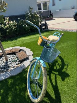 Huffy Beach Cruiser
