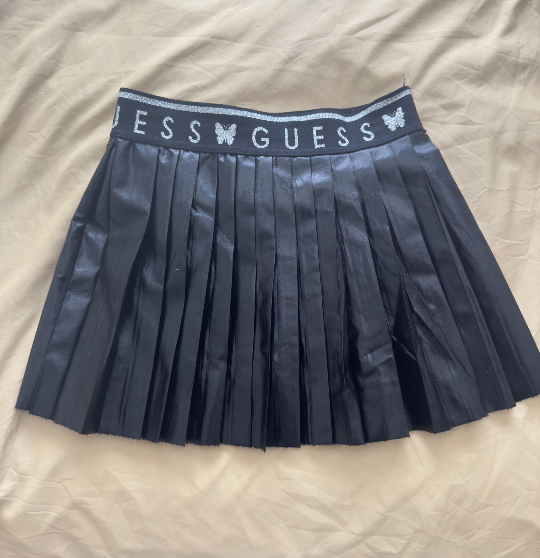GUESS Pleated Cheer Skirt Girl's size 7 Under Shorts