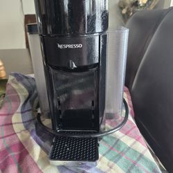 Nespresso Vertuo Coffeemaker 