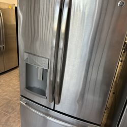 GE French Doors Refrigerator 