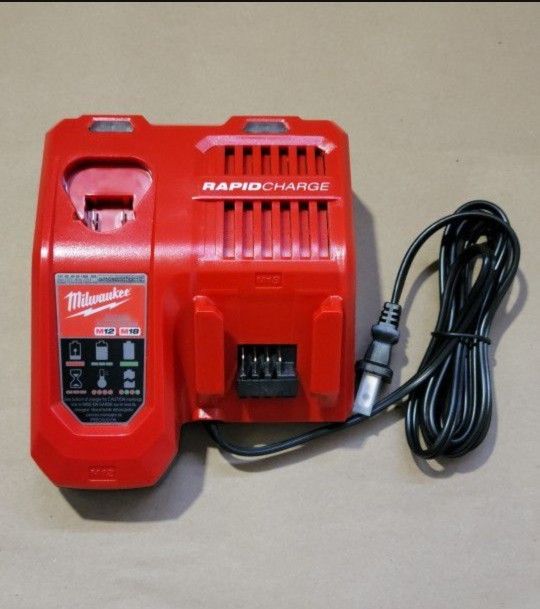 Milwaukee M18/ M12 Rapid Charger