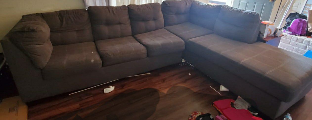 Sectional sofa gray