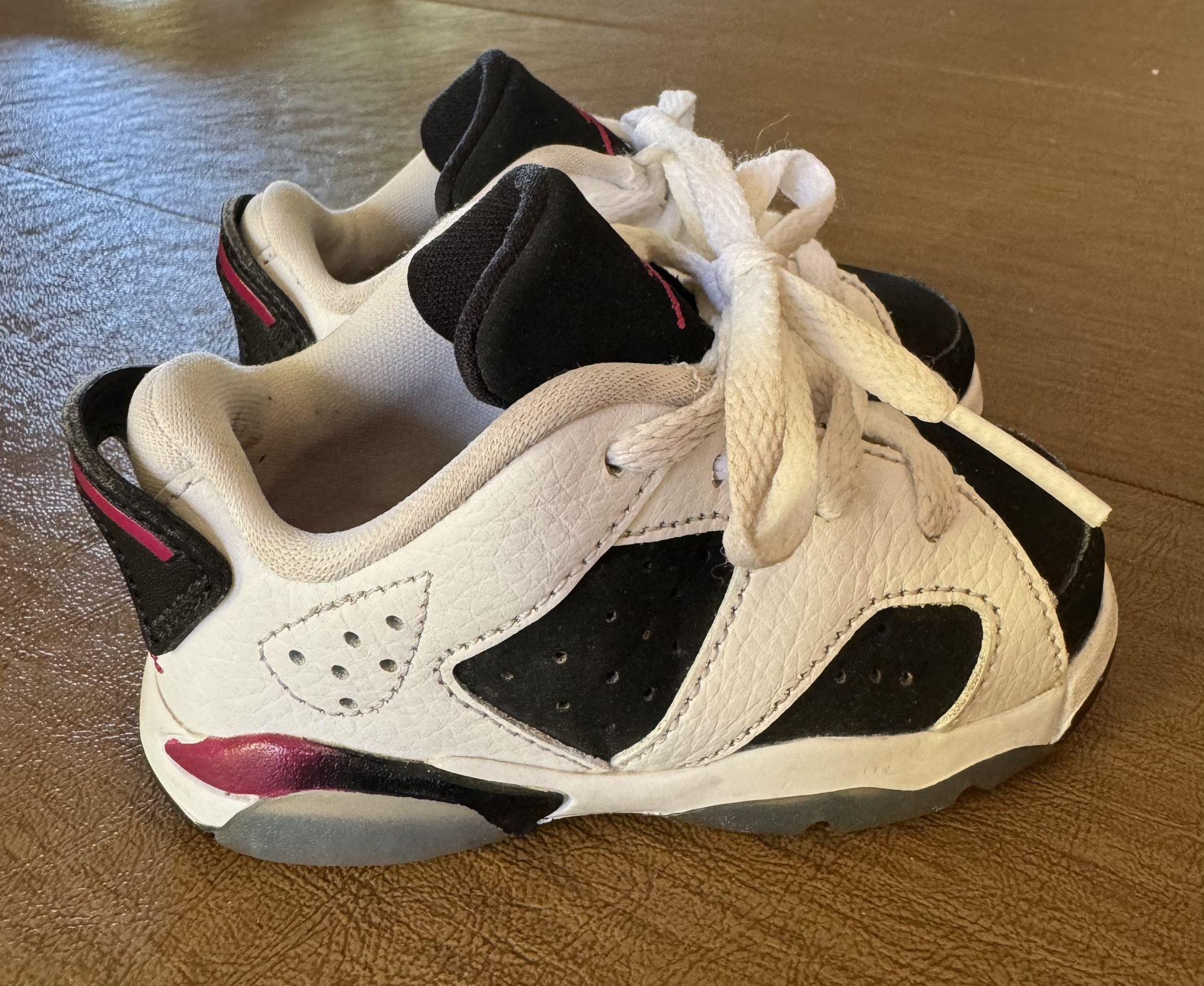 Air Jordan 6 Retro Low cjc (Classic Jordan) Colors” size 5c Excellent Condition
