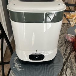 Baby Brezza sterilizer 
