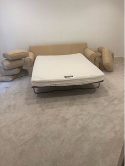 Sleep sofa - free