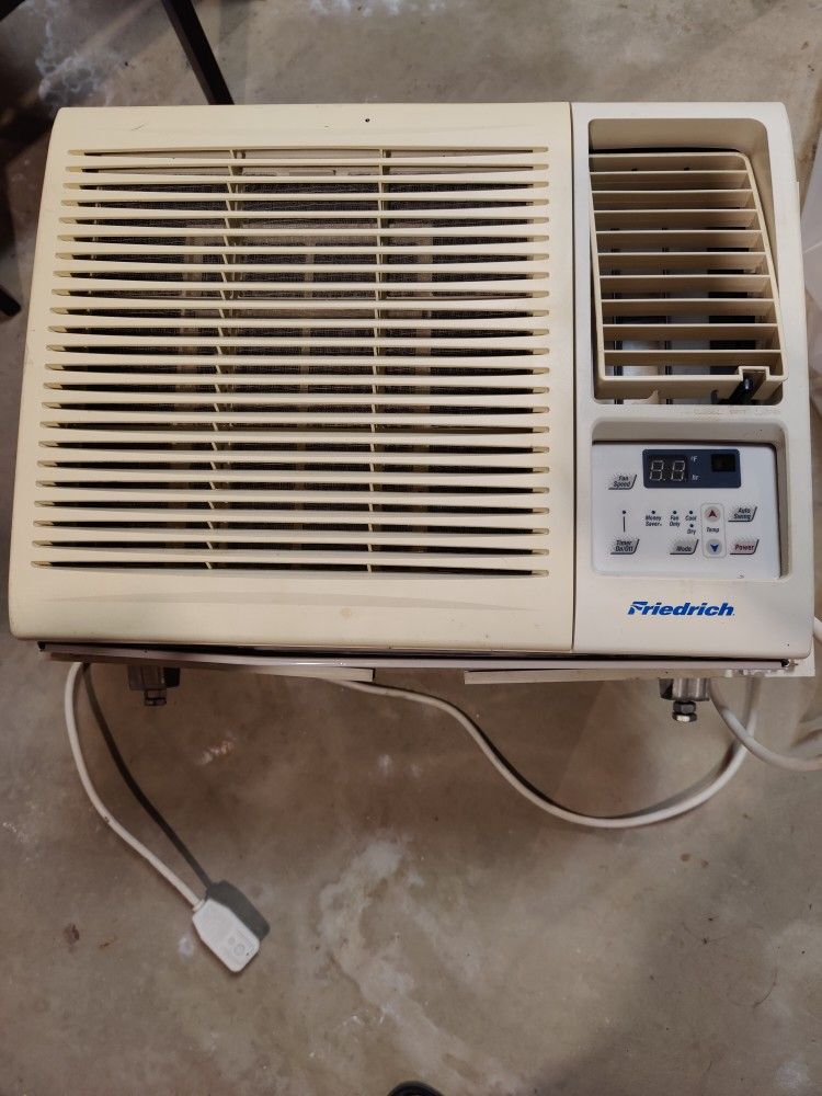 FREE Air Conditioner. Needs Air Tube