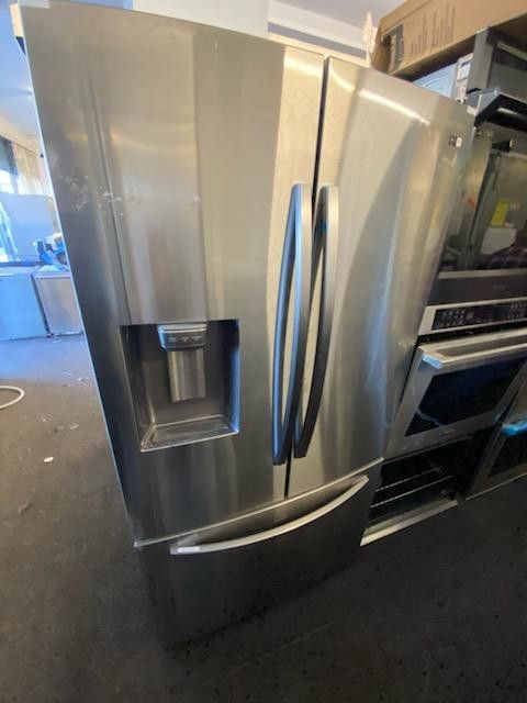 New Samsung French Door Fridge 