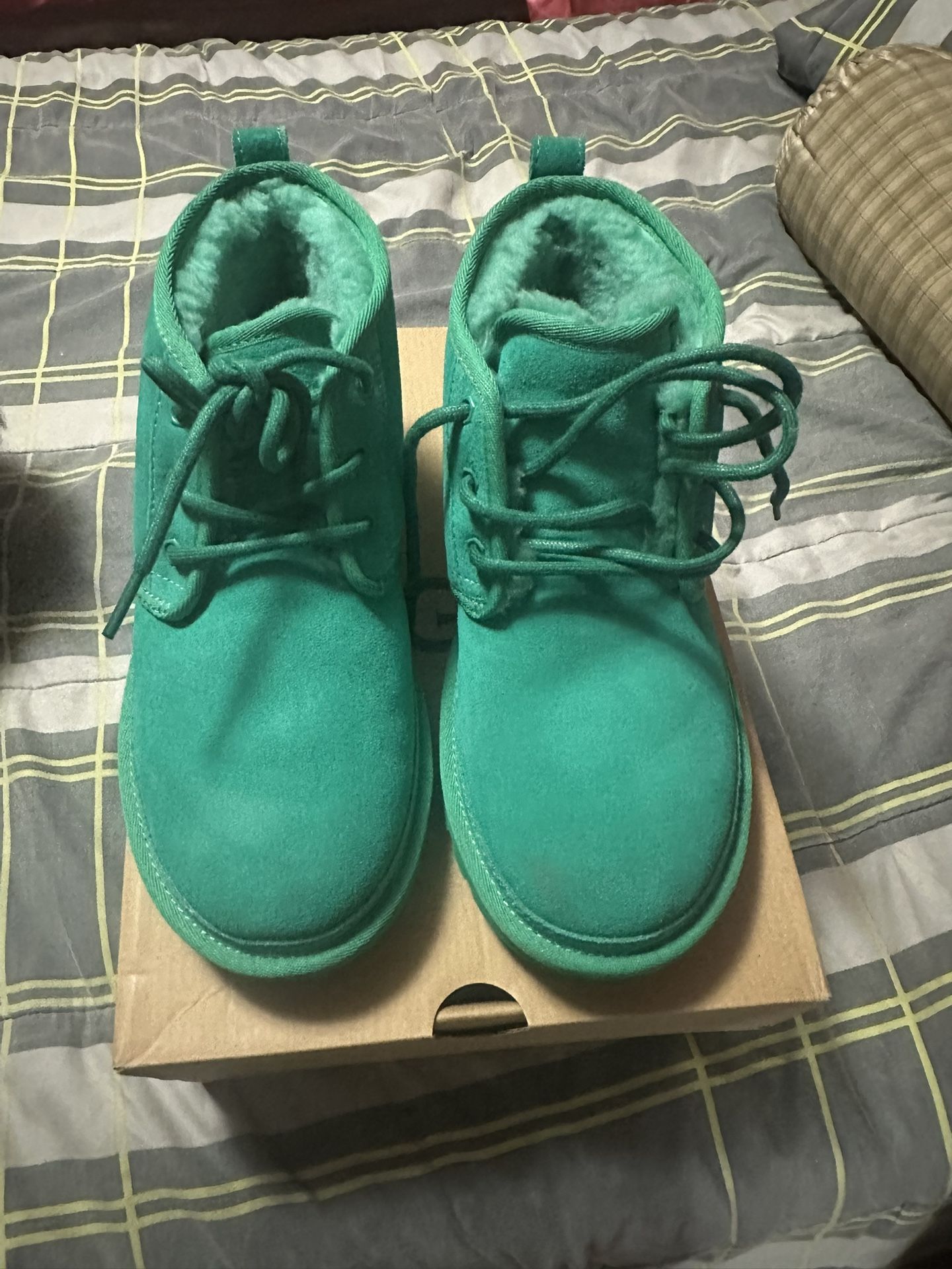 Uggs sz8 Wmn