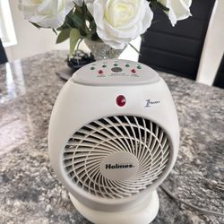 Holmes personal fan heater
