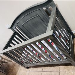 Baby Crib 