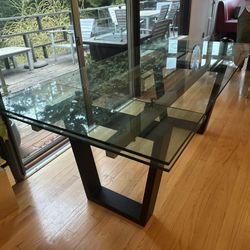 Modern Glass Expanding Dining Table