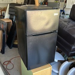 Mini Fridge With Separate Freezer