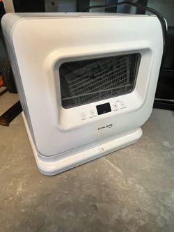 Portable dishwasher.