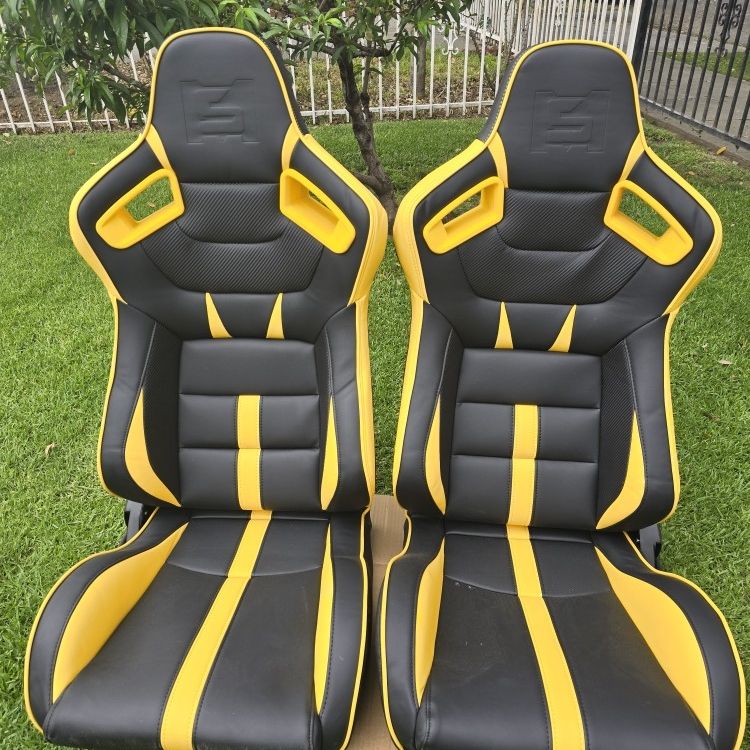 Universal Racing Seats 