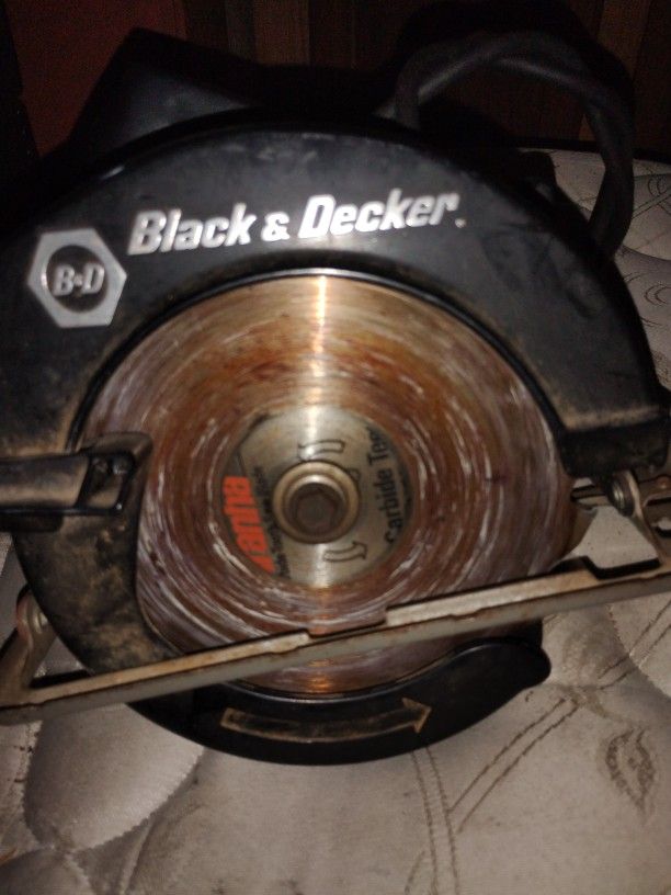 Black & Deckers Saw