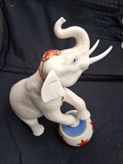 Cybis usa 1984 Elephant ‘Phineas porcelain statue BO