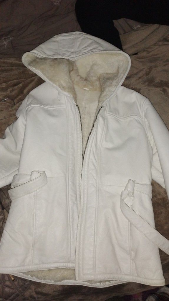 Wilson's Genuine Leather White Fur Coat Medium