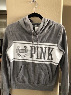Pink XS hoodie and a t-shirt , sell 3 together