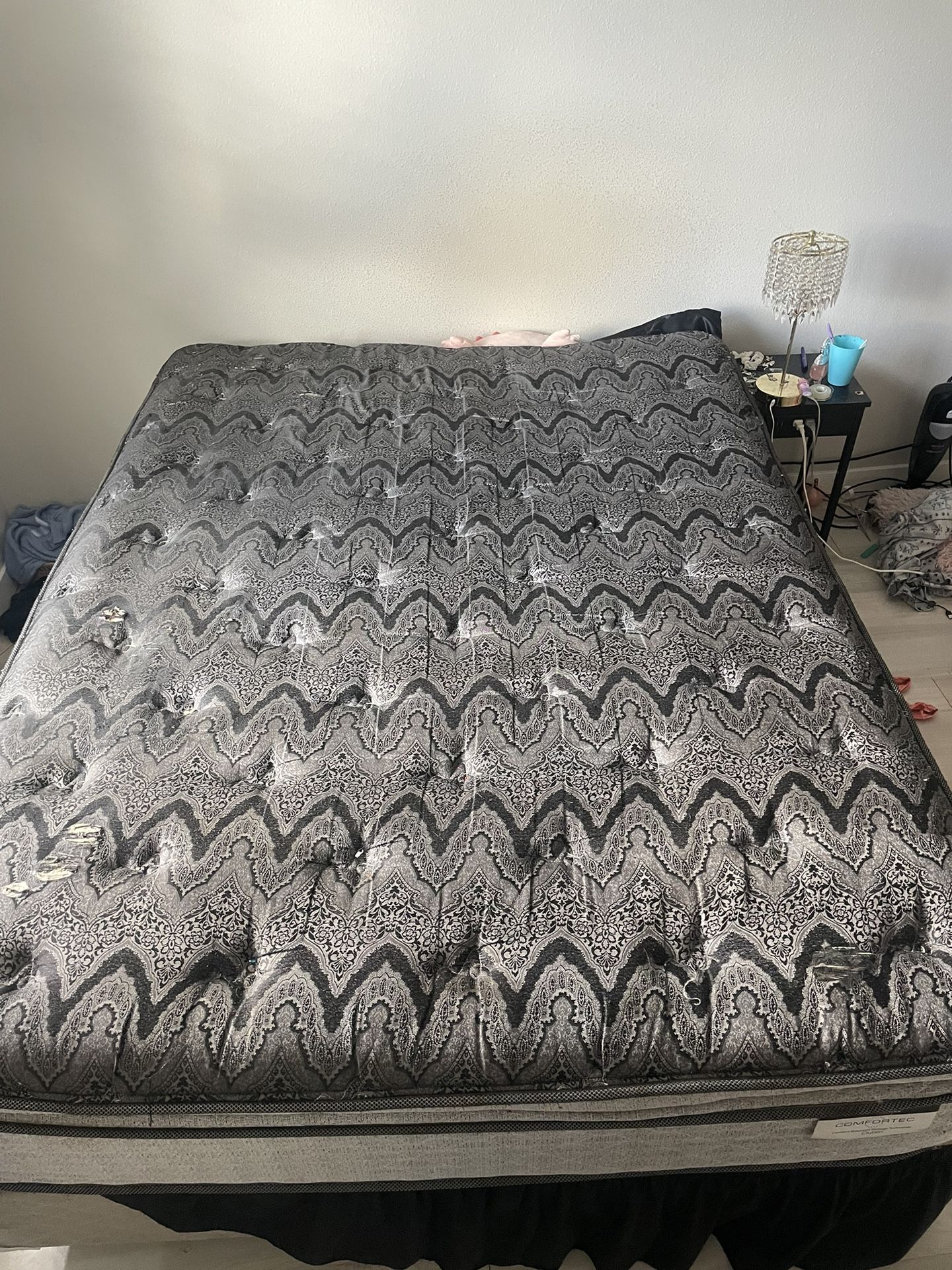 Used Queen Mattress