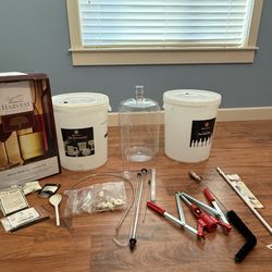 Vintner’s Harvest Winemaking Equipment Kit