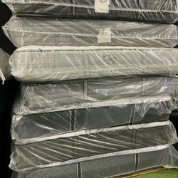 King Mattress LIQUIDATION! Big Sale! Sealy Brand