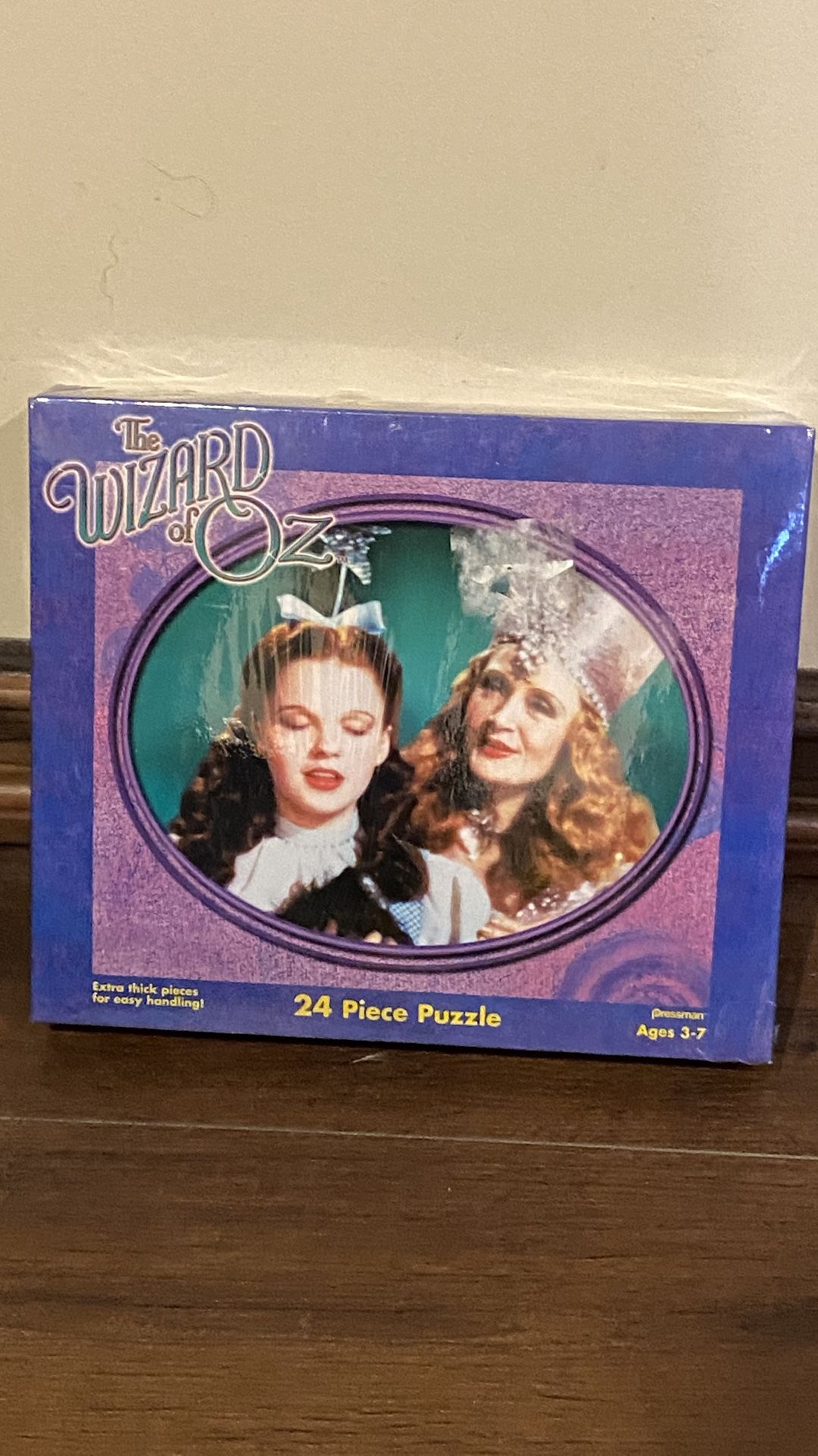 Wizard Of Oz Puzzle - Glinda And Dorothy
