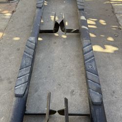 Running Board. 