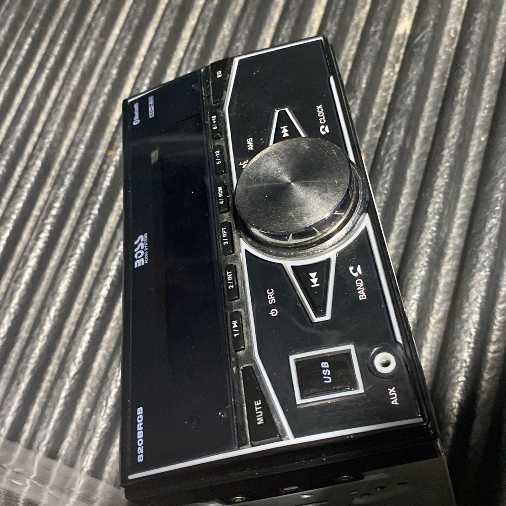Boss audio Bluetooth radio