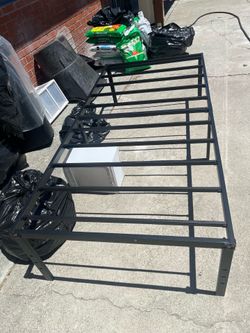 twin tall 18' tall metal bedframe