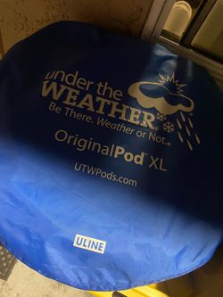WeatherPod by Under the Weather MyPod XL 2-Person Pop-Up Tent 50$ pick up in Ontario