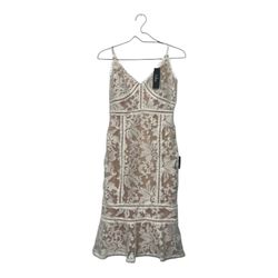 Lulus Alluring Love White and Beige Lace Trumpet Hem Midi Dress Women's Small